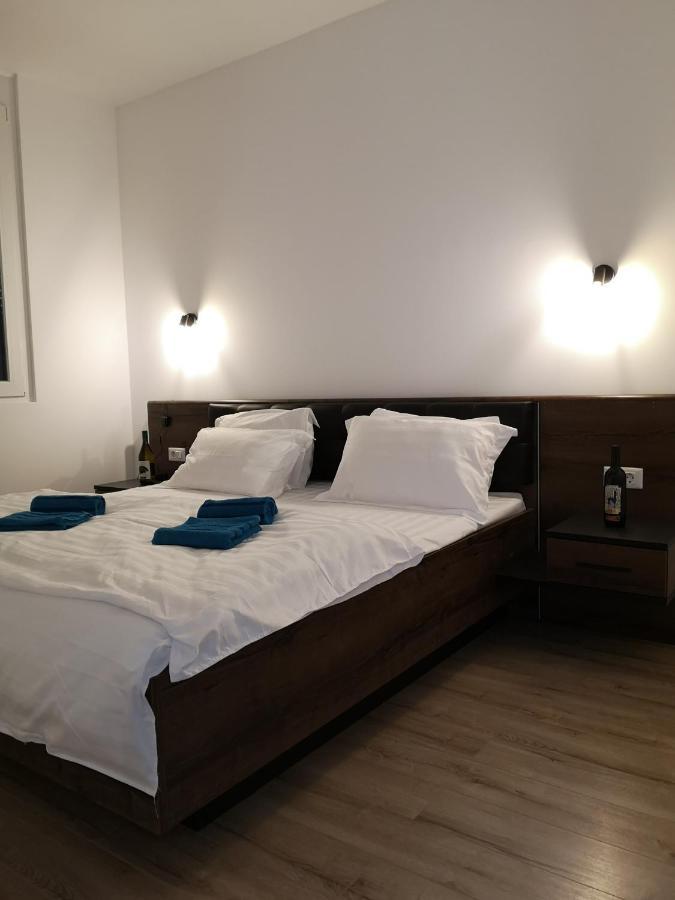 Ared-Atrium Mall Chrysflatty3 Premium Apartment 60Mp Arad Eksteriør bilde