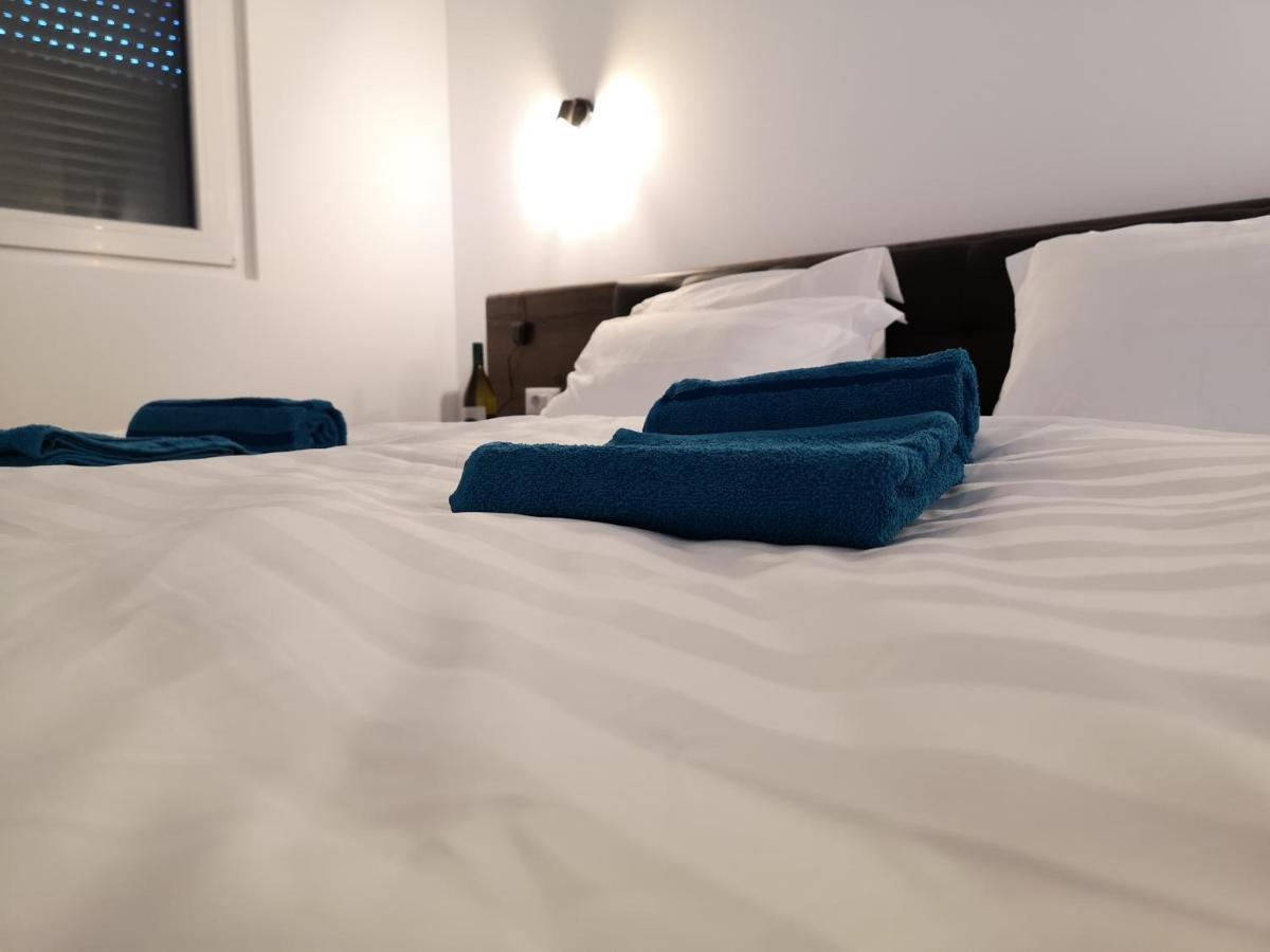Ared-Atrium Mall Chrysflatty3 Premium Apartment 60Mp Arad Eksteriør bilde