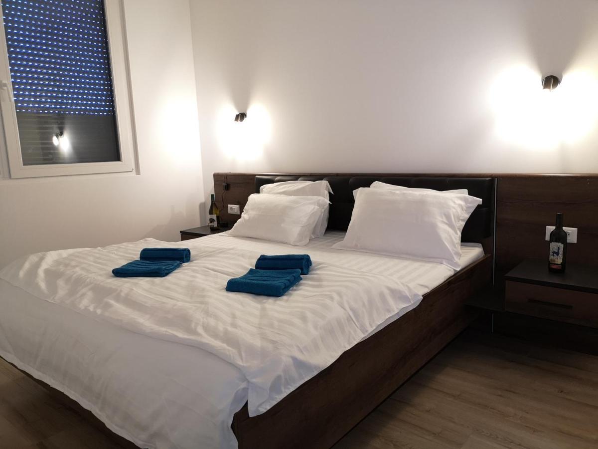 Ared-Atrium Mall Chrysflatty3 Premium Apartment 60Mp Arad Eksteriør bilde