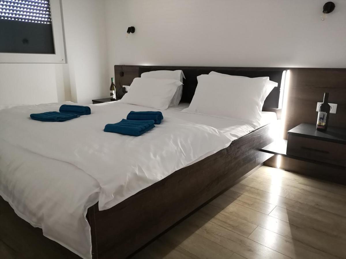 Ared-Atrium Mall Chrysflatty3 Premium Apartment 60Mp Arad Eksteriør bilde