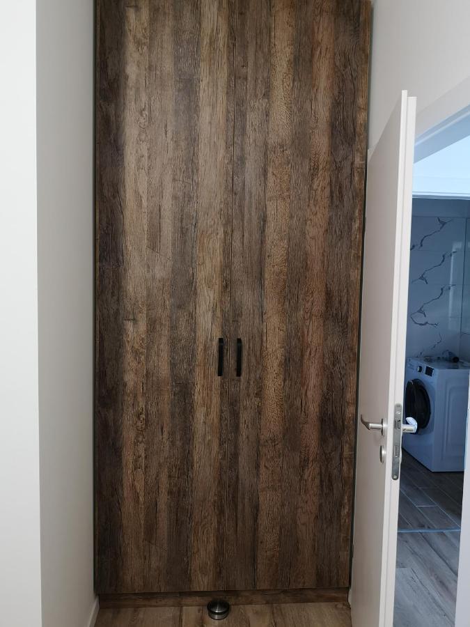 Ared-Atrium Mall Chrysflatty3 Premium Apartment 60Mp Arad Eksteriør bilde